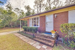 3 Mi to Dtwn: Home w/ Yard in Tallahassee