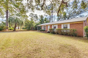 3 Mi to Dtwn: Home w/ Yard in Tallahassee