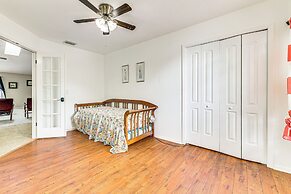 Swim, Golf & Relax: Lovely Home in Lake Mary