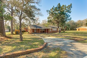 Near Shops & Eats: Home w/ Large Yard in Waycross!