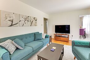 13 Mi to Downtown Baltimore: Quiet Home w/ Porch