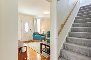 13 Mi to Downtown Baltimore: Quiet Home w/ Porch