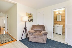 13 Mi to Downtown Baltimore: Quiet Home w/ Porch