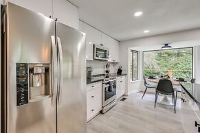 Walk to Lake: Anderson Island Escape w/ Fire Pit