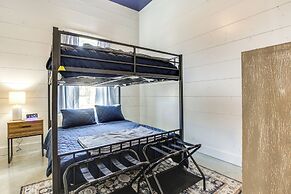 Dock & Panoramic Bay Views: Oconto Retreat!