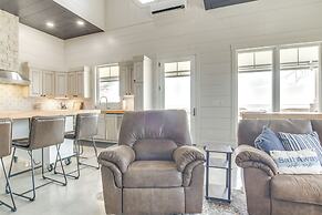 Dock & Panoramic Bay Views: Oconto Retreat!