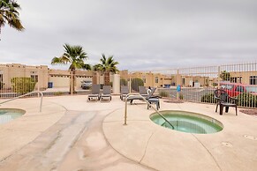 Walk to Colorado River: Needles Gem w/ Pool Access