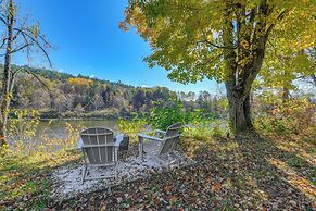 Hike, Fish & Boat: Waterfront Cabin in Ryegate!