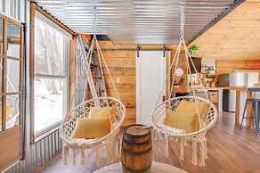 Hike, Fish & Boat: Waterfront Cabin in Ryegate!