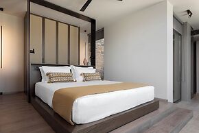 Neromai Cave Luxury Villas