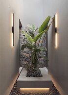 Neromai Cave Luxury Villas