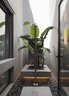 Neromai Cave Luxury Villas