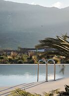 Neromai Cave Luxury Villas