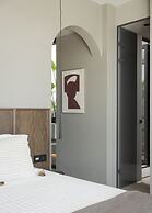 Neromai Cave Luxury Villas