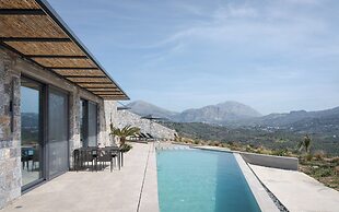 Neromai Cave Luxury Villas