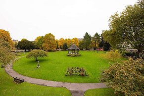Charming One-bedroom Retreat in Historic Bath