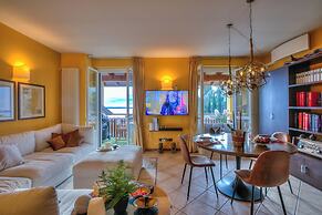 Alice House Terrace & Lake View