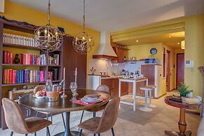 Alice House Terrace & Lake View