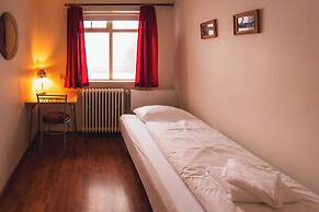 Studlagil INN Hostel