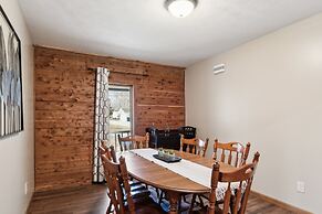 Lakelife At Somerset 4 Bedroom Home