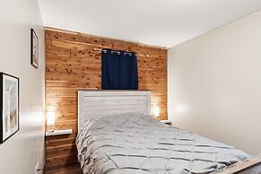 Lakelife At Somerset 4 Bedroom Home