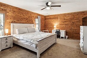 Lakelife At Somerset 4 Bedroom Home