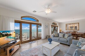 Dolphin Watch 3 Bedroom Home