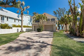 Dolphin Watch 3 Bedroom Home