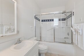 Dolphin Watch 3 Bedroom Home