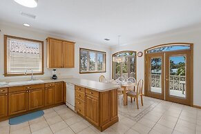 Dolphin Watch 3 Bedroom Home