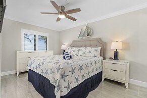 Seaside 101: Oceanview 2br/2ba Condo With Pool, Steps To Beach 2 Bedro