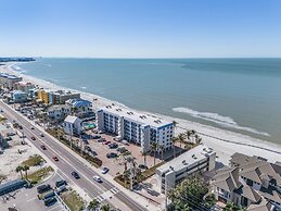 Seaside 101: Oceanview 2br/2ba Condo With Pool, Steps To Beach 2 Bedro