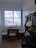 Tropical Island Retreat in Santa Cruz