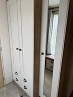 Luxury 2 Bedroom van Linen Included Pets go Free