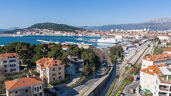 East Coast Deluxe Rooms