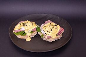 East Coast Deluxe Rooms