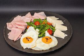 East Coast Deluxe Rooms