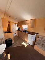 3 Bedroom, Side Gated Decking, Wifi, Pets Welcome