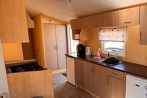 3 Bed Caravan - Side Gated Decking, Wifi, Pets