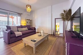 Phaedrus Living: Kallithea Heights Residence