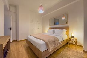 Phaedrus Living: Kallithea Heights Residence