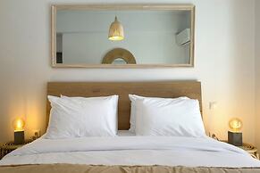 Phaedrus Living: Kallithea Heights Residence