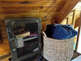 Alpine A-frame Tranquil Retreat in Big Bear Lake!