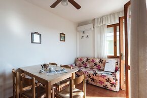 Comfy sea View Apartment in Bibione