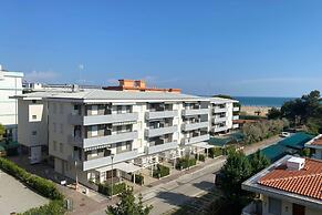 Comfy sea View Apartment in Bibione