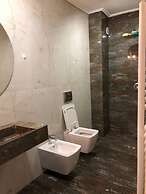 Tirent Apartment Komuna Parisit 1