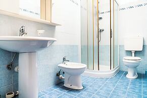 Colourful Apartment With Terrace in Bibione