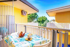 Colourful Apartment With Terrace in Bibione