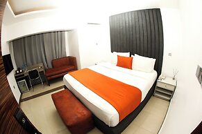 Maison Fahrenheit Hotel