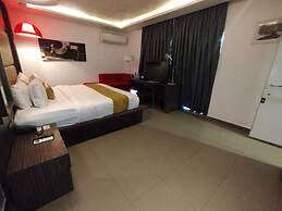 Maison Fahrenheit Hotel